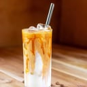 Foto de Cafe Iced Caramel Macchiato