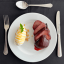 Foto de Peras al Malbec con helado de crema americana