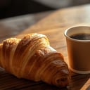 Foto de Café chico + medialuna