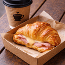 Foto de Café chico + medialuna jamón y queso