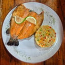 Foto de Trucha al limón con timbal de quinoa