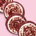 Foto de CRUMBL COOKIE RED VELVET