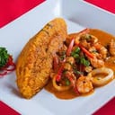 Foto de TACU TACU CON SALSA DE MARISCOS