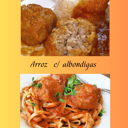 Foto de Arroz o tallarines con albondigas
