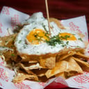 Foto de CHILAQUILES-HIJOLE GÜEY