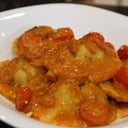 Foto de RAVIOLES RELLENOS DE QUESO Y ESPINACAS