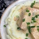 Foto de Pollo al verdeo con pure de papas 