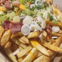 Foto de Papas con Panceta, Cheddar y Verdeo para Dos