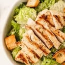 Foto de Caesar Salad w/Chicken