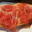 Foto de Tostada con jamón al corte 