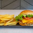 Foto de Golden Crunch simple + papas