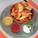 Foto de Patatas Gajo 3 salsas