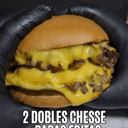 Foto de 2 dobles + papas