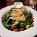 Foto de Ensalada de pollo y espinacas
