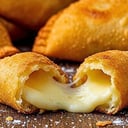 Foto de EMPANADA QUESO 6 UNIDADES