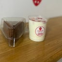 Foto de Kumis con fresas y torta