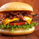 Foto de Clásica Jamón, queso y tocineta