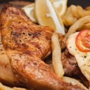 Foto de 2 pata muslo con guarnicion