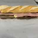 Foto de sandwich de lomito jamon y queso