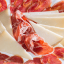 Foto de Tabla de jamón ibérico y queso semicurado