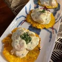 Foto de Tostadas con camarones al ajillo