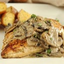 Foto de Pollo al Champiñón y papines al horno