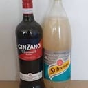 Foto de Botella Cinzano con pomelo
