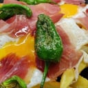 Foto de CAZUELA DE HUEVOS ROTOS