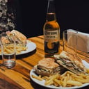Foto de 2 Lomitos Tradicionales + corona