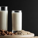 Foto de CAMBIO LECHE DE ALMENDRAS O AVENA