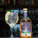 Foto de Gin Valkirya Aji y Rosa Mosqueta