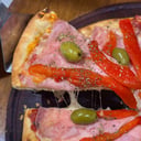 Foto de Pizza de Jamón y morrones