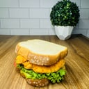 Foto de Sándwich con pechuga empanizada   