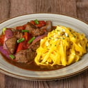 Foto de FETTUCCINE A LA HUANCAINA CON LOMO SALTADO