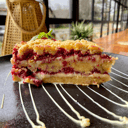 Foto de Torta Caluga y frambuesas