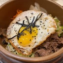Foto de 돌솥 비빔밥 / Dolsot bibimbap