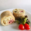 Foto de Roll "primavera" (lechuga , tomate , huevo , jamon y queso )