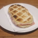 Foto de Tostado Jamón y Queso