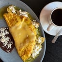 Foto de Omelette relleno de chilaquiles