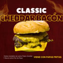 Foto de Classic cheddar bacón simple con papas crinckle