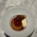Foto de Flan con crema y dulce de leche