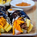 Foto de 불고기 김밥 / Kimbap Carne y Kanikama