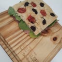 Foto de Sandwich Focaccia de Tomate Cherry y Aceitunas Negras - (Cherry Tomato and Black Olives Focaccia Sandwich)