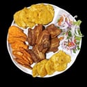 Foto de Ronda Chicharrones + patacones