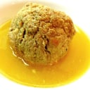 Foto de Consomé con albóndiga