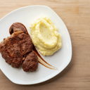 Foto de POLLO A LA PLANCHA O BISTECK CON PURE