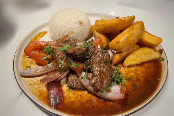 Lomo Saltado